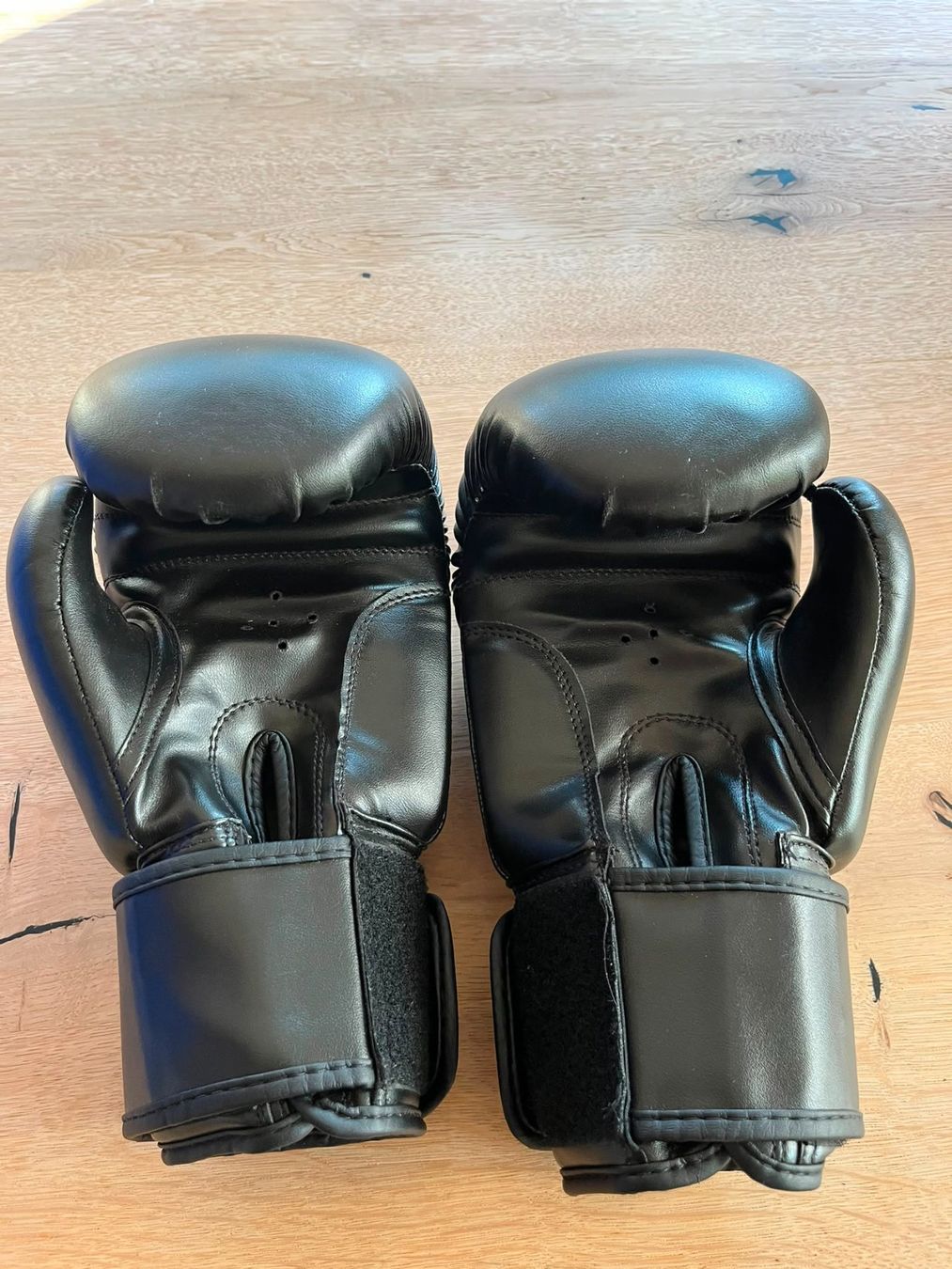 Gants & mitaines : Leder Boxhandschuhe 10oz – D'occasion à Klosters par sch_r7kr 1