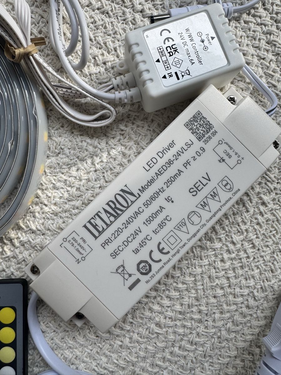 Lichterketten & Leisten: LED Streifen 3m, extra hell ✨✨✨NEU – Neu und originalverpackt aus zürich von Bailey17 4