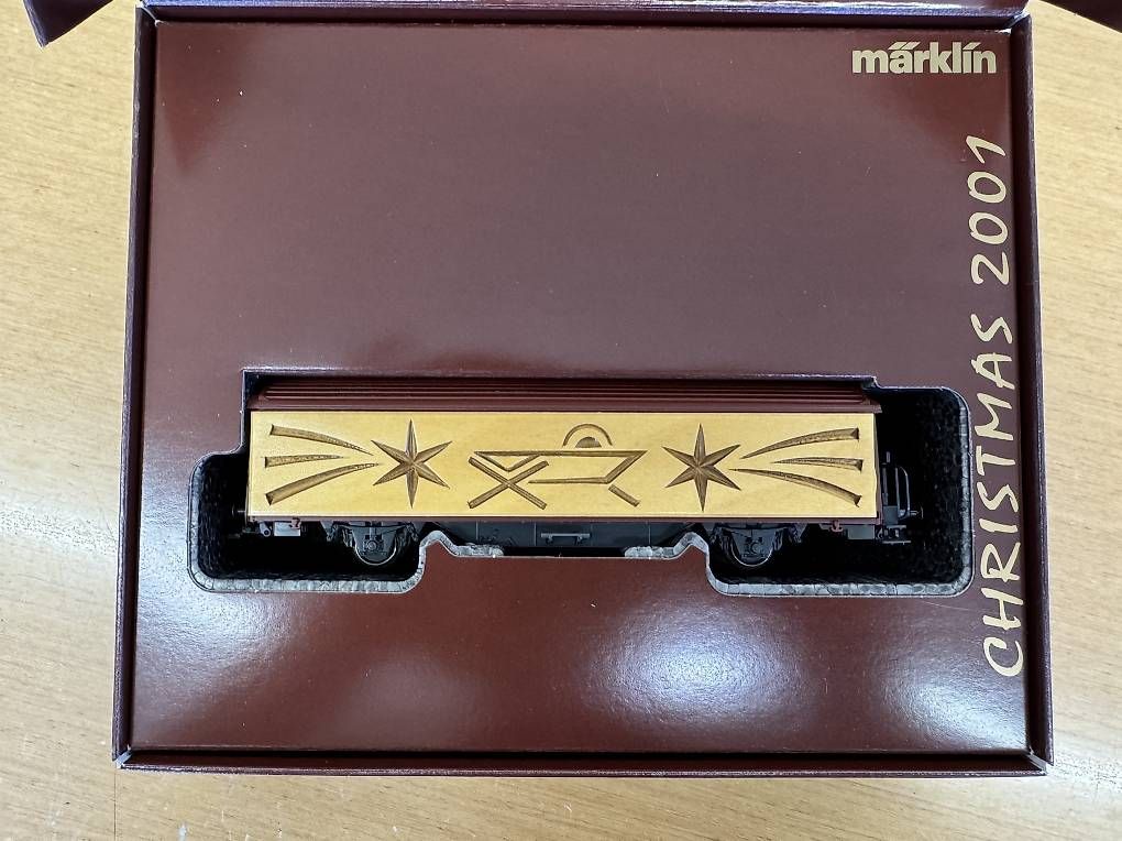Modellini di ferrovie: Märklin Christmasbox 2001 neuwertig – Usato da Adliswil venduto da sus_l8lg 1