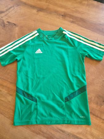 Sportshirt / Trikot grün adidas S / ca 140