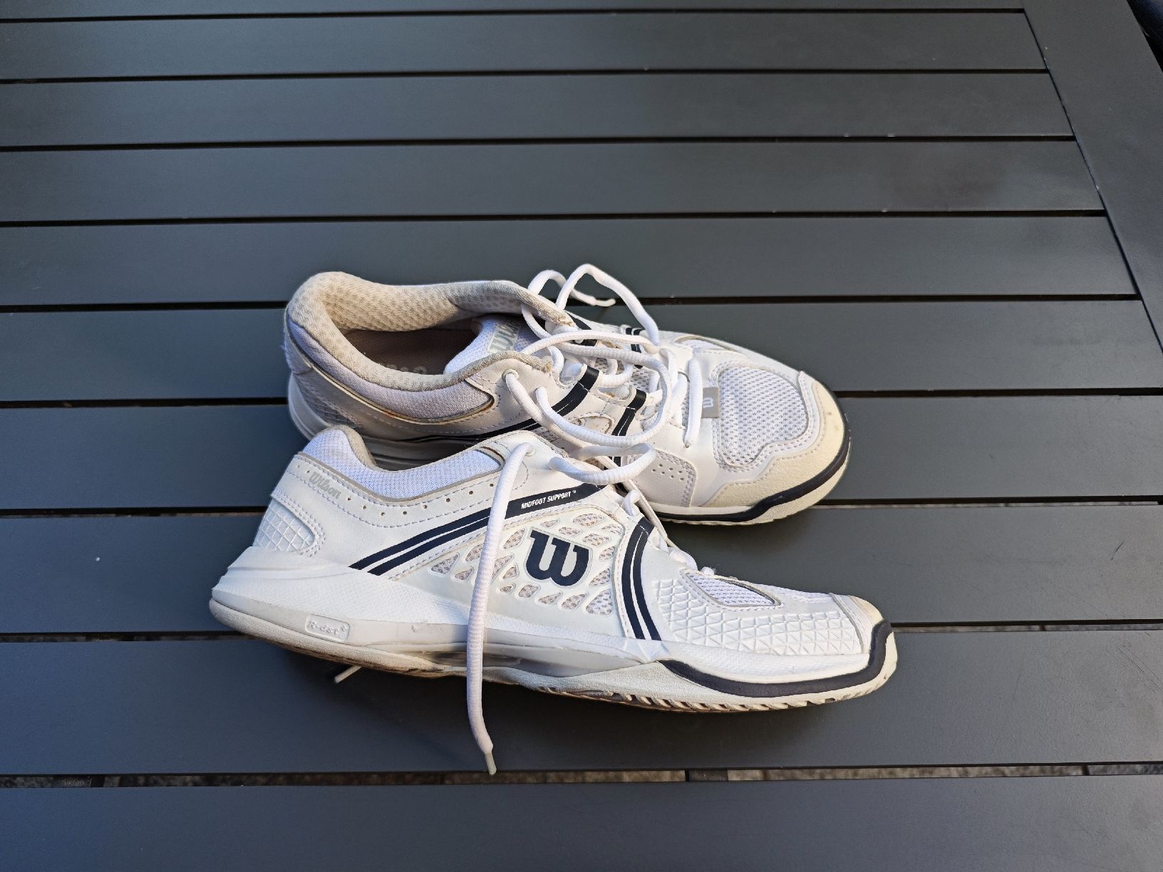 Wilson Herrenschuhe: Tennisschuhe Wilson Gr 41 – Gebraucht aus Winterthur von Shorna