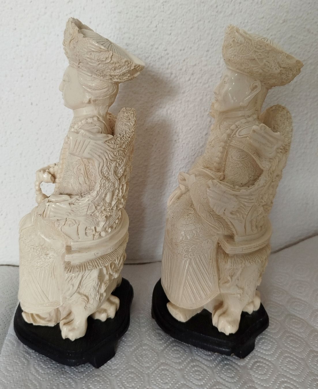 Statuette: Kaiserpaar sitzend auf Drachentrohn – Usato da Dagmersellen venduto da Mark.1234 1