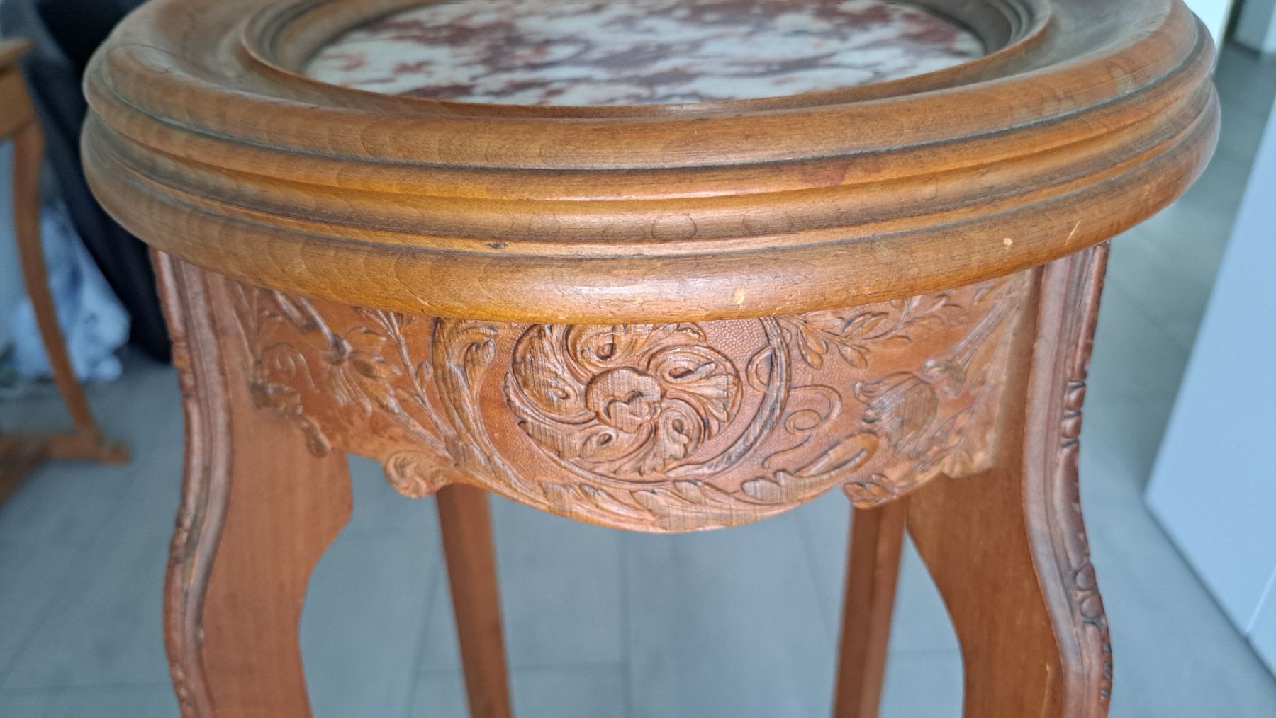Altro per la casa: Antike Blumensäule Sellette um 1910 mit Marmorplatte – Usato da Giebenach venduto da stephta 2
