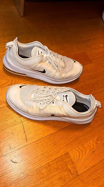 Herrenschuhe: Nike Schuhe grösse 44 weiss – Gebraucht aus Romanshorn von cedoo8590 1