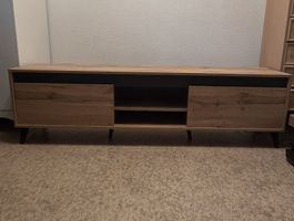 Sidebord  Holzoptik mit Klappen und offene Fächer