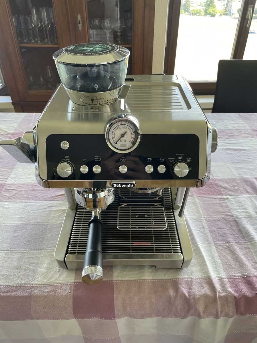 De'Longhi Macchine per caffè & Macchine per espresso: DeLonghi Espressomaschine gebraucht – Difettoso da GOLDACH venduto da seller01 3