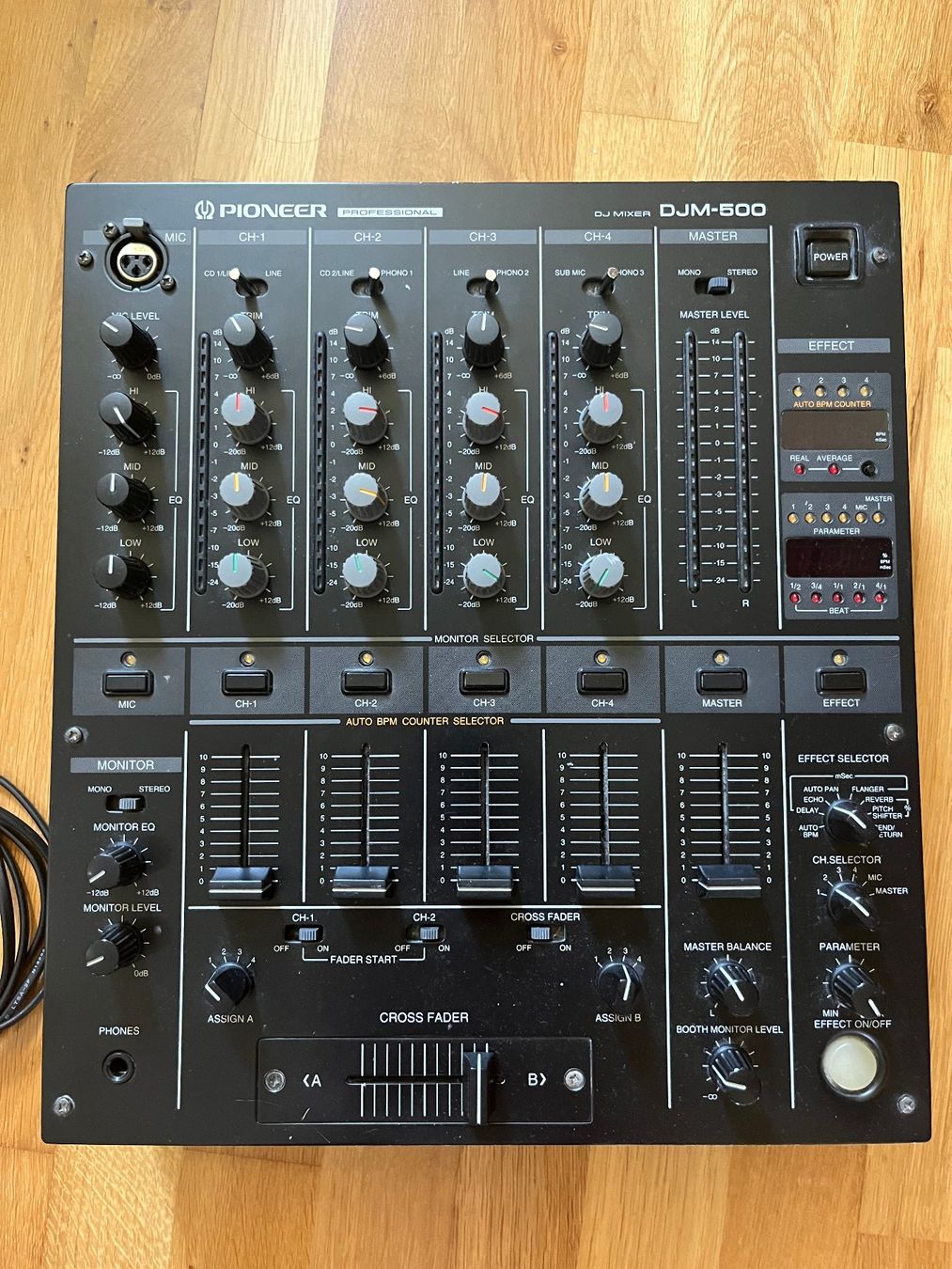 Pioneer Console di mixaggio: Pioneer DJM-500 Mixer – Usato da Winterthur venduto da n_l_h