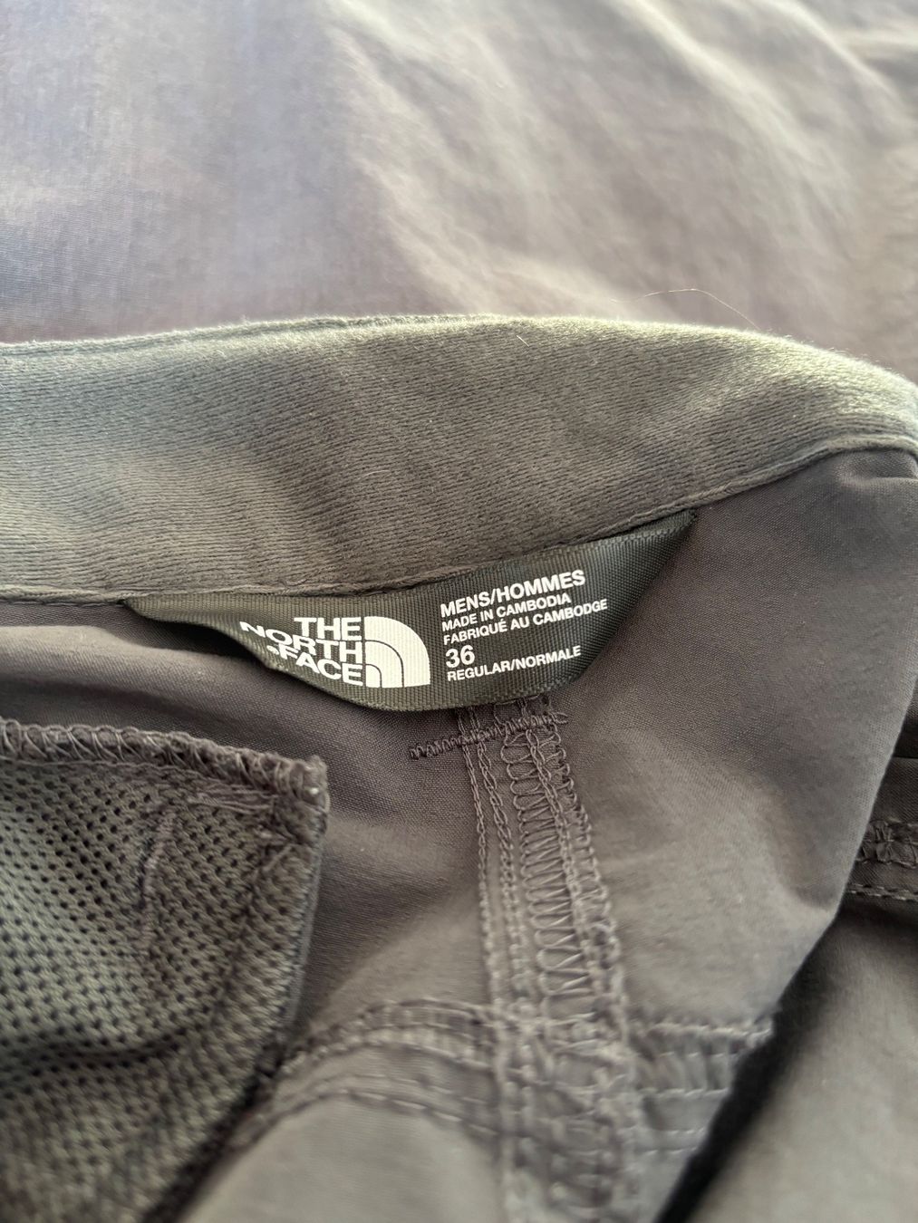 North Face Pantaloni: WANDERZEIT - THE NORTH FACE FUNKTIONSHOSE 36 – Usato da Zürich venduto da Hallerdurr 1