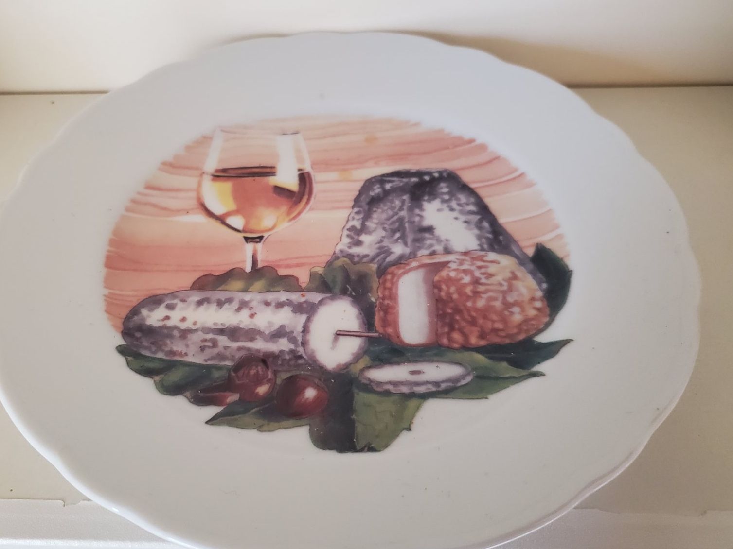 Piatti: 5 assiettes décor vin et fromage – Usato da Rennaz venduto da La_malle_du_dauphin 3