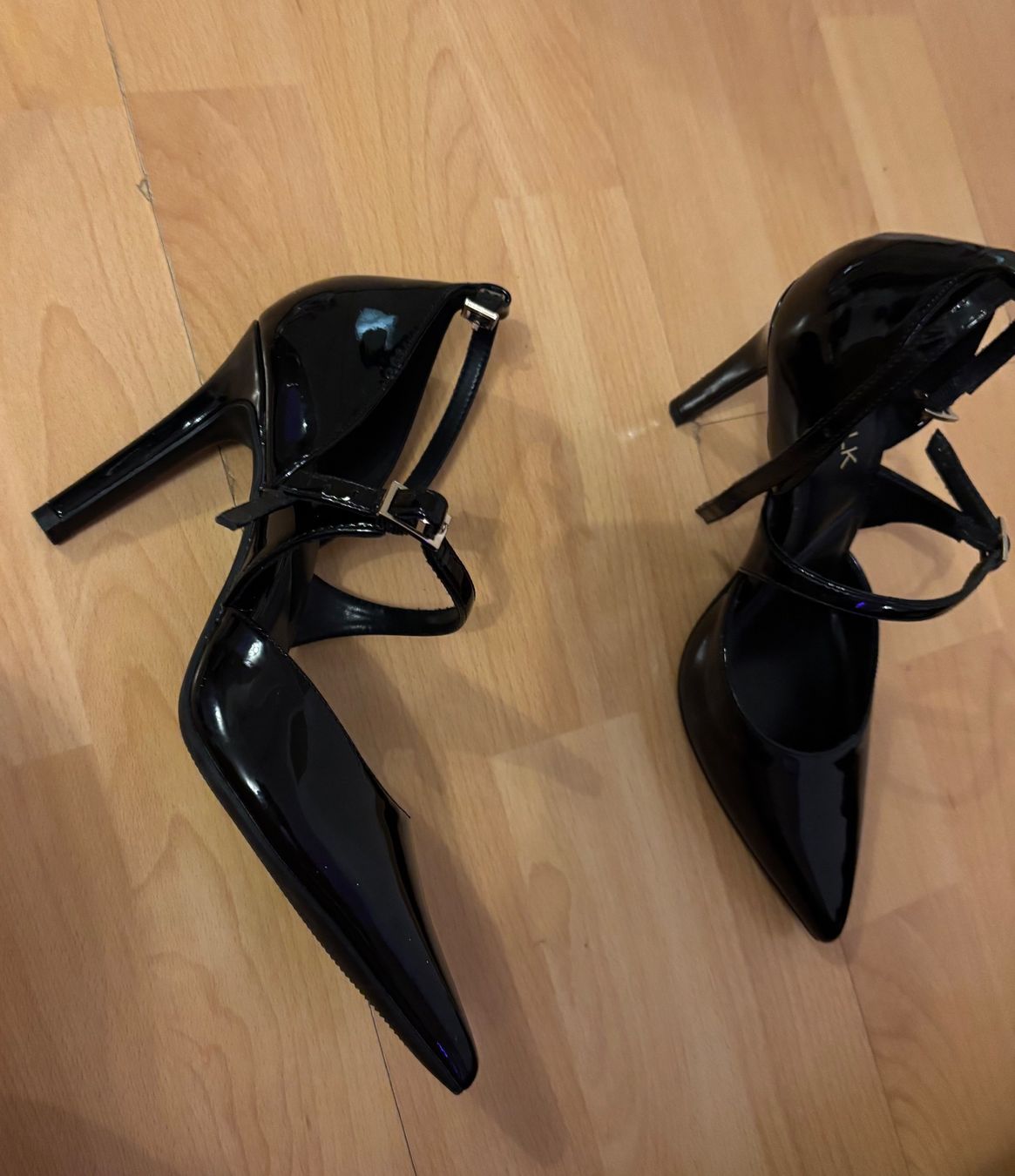 Scarpe da donna: Pumps High Heels Gr. 38 – Usato da Winterthur venduto da Bilure 1