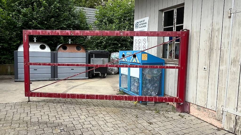 Porte: Stahlrahmen-Tore mit Befestigungspfosten – Usato da Büttenhardt venduto da pet_f2mr 1