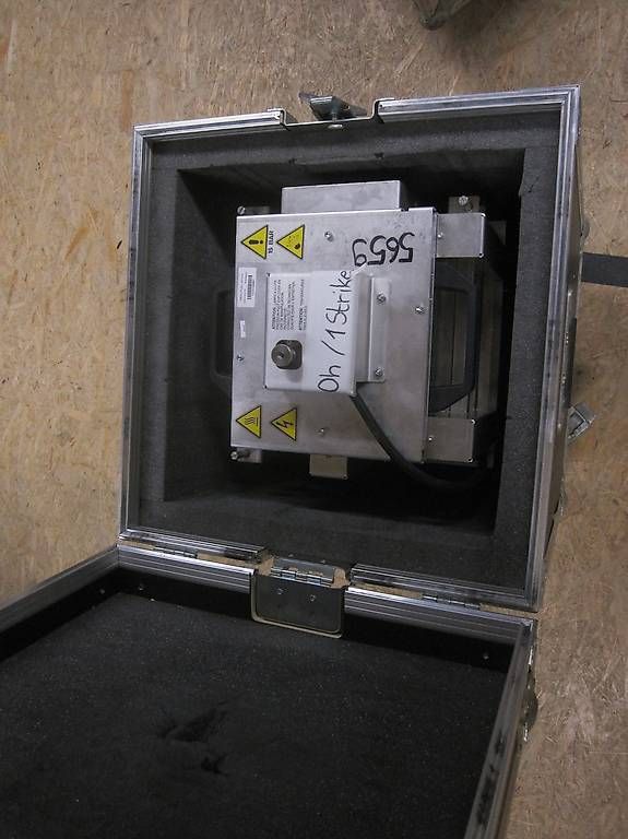 Proiettori: Barco FLM HD 20 Projector – Difettoso da Schachen LU venduto da Falco70 4
