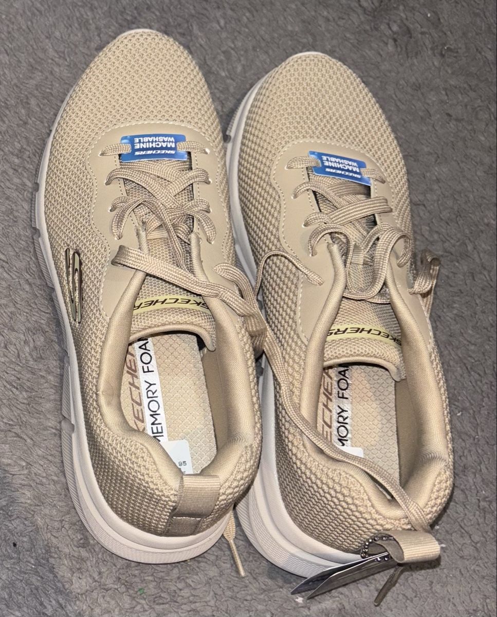 Skechers Scarpe da donna: Skechers schuhe – Nuovo e nell'imballaggio originale da Zürich venduto da infoDSSWISS