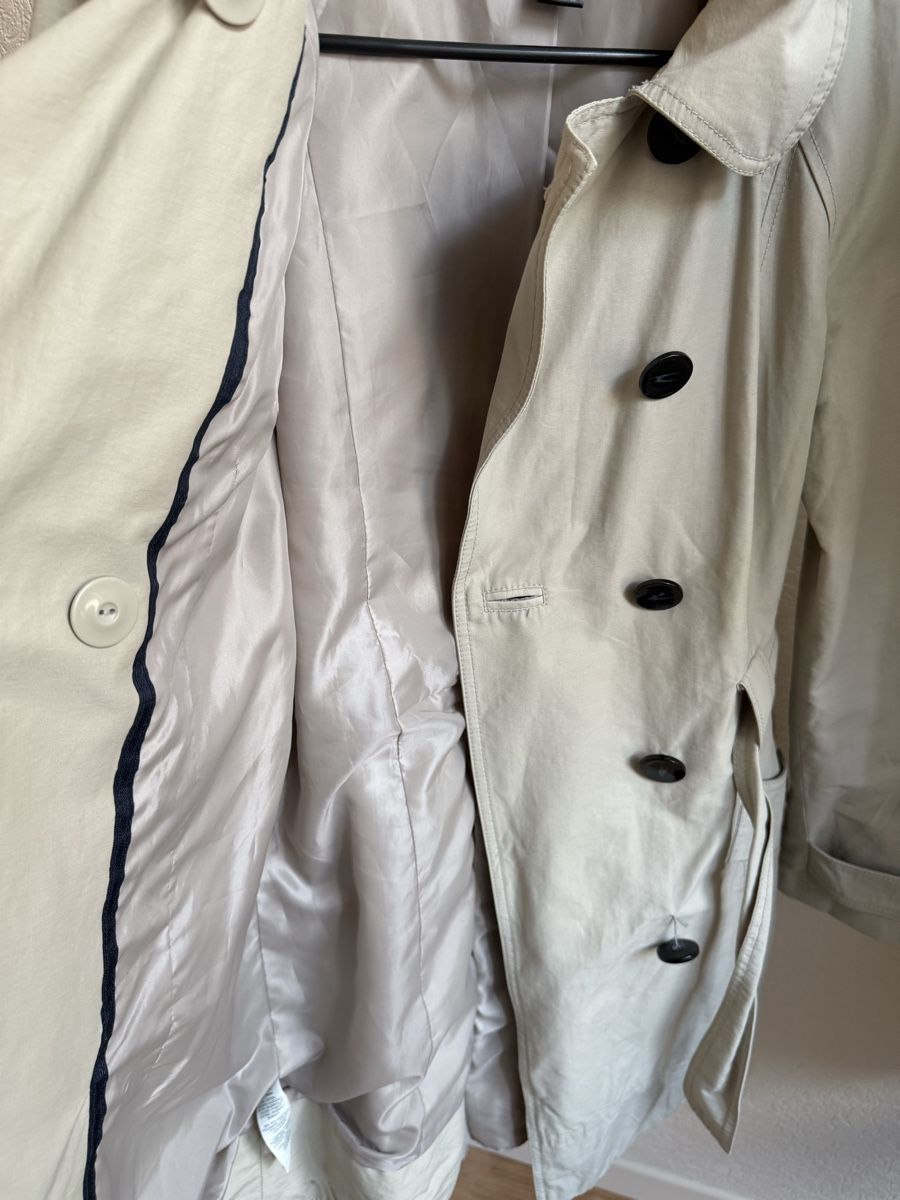 Mango Cappotti: Trench-coat couleur sable Mango, t.36/S – Usato da Tavannes venduto da Thriftshop 2