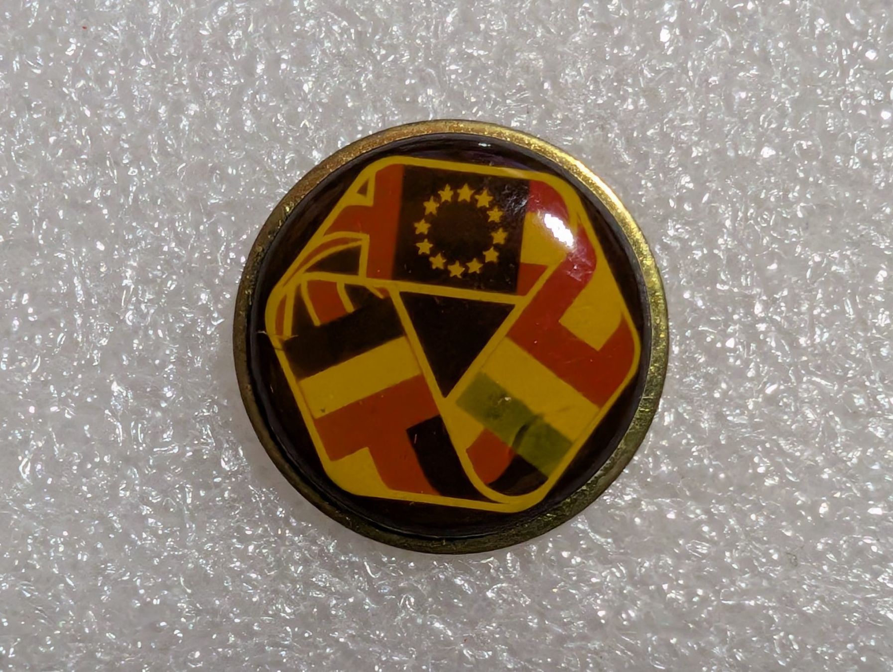 Plaketten & Abzeichen: Ansteckpin 265: EU – Gebraucht aus Oppligen von Pin-Fall-Shop