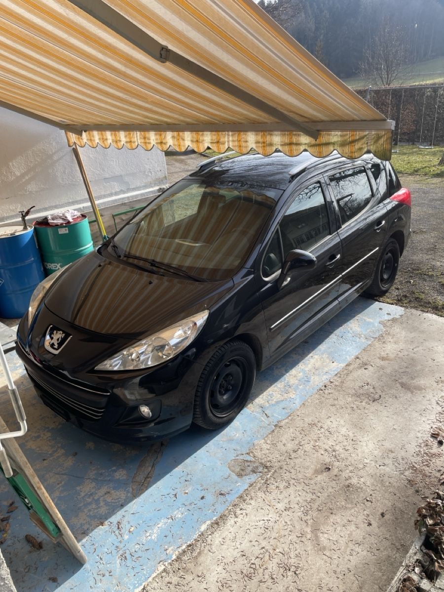 Peugeot Autos: Peugeot 207 SW – Gebraucht aus Ottikon von Mopariat 1