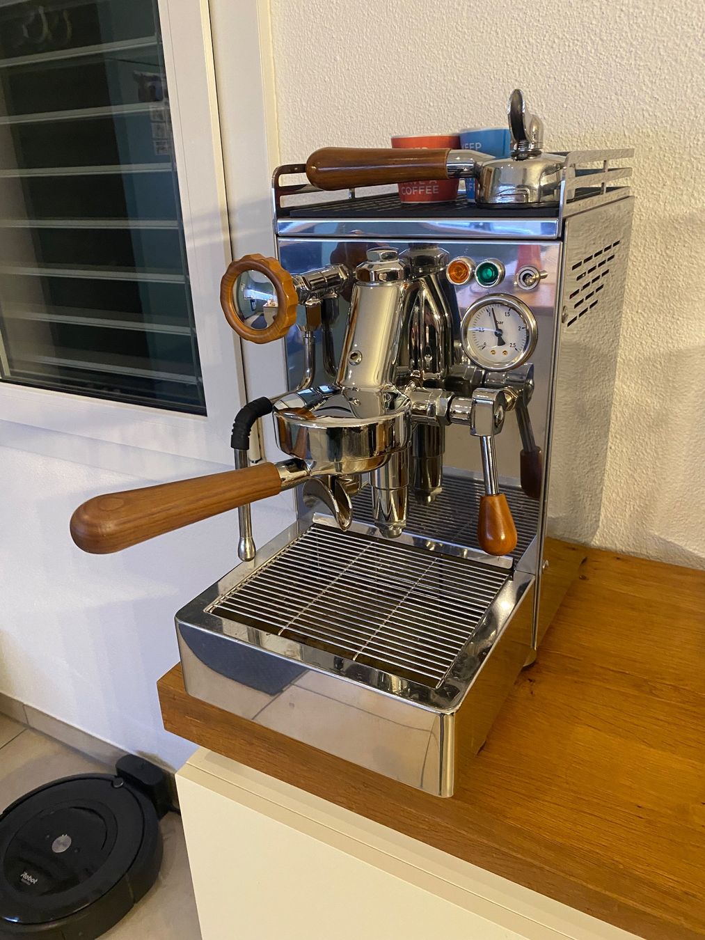 Kaffeemaschinen & Espressomaschinen: Kaffeemaschine Elba IV – Gebraucht aus Emmetten von Blueeee