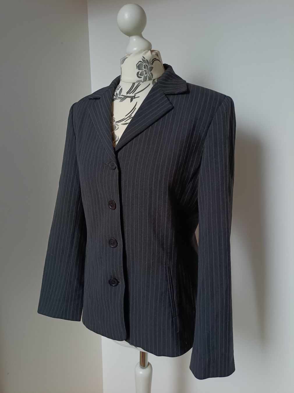 Giacche: Leichter Blazer von "Dimension" mit Nadelstreifen – Usato da Peccia venduto da LillyMarie98 2