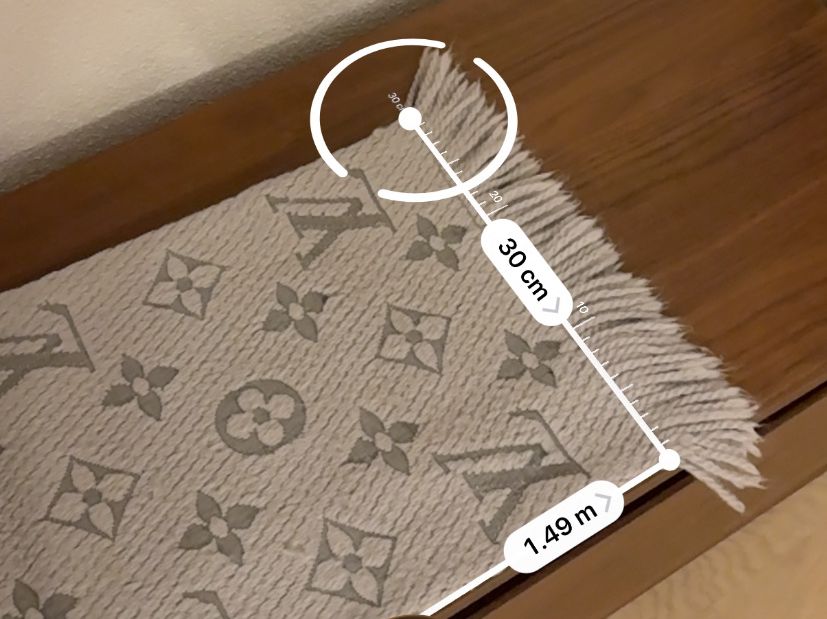 Louis Vuitton Foulard & Sciarpe: Louis Vuitton Schal Logomania – Usato da Embrach venduto da Gsab 3