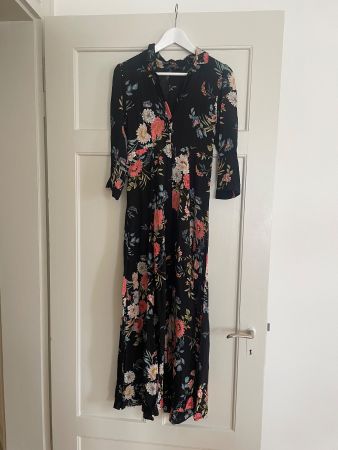 Schönes Herbstkleid von Zara Gr. S