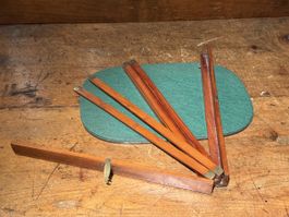 Victorianischer Kartenständer klappbar in Taschenformat,Holz