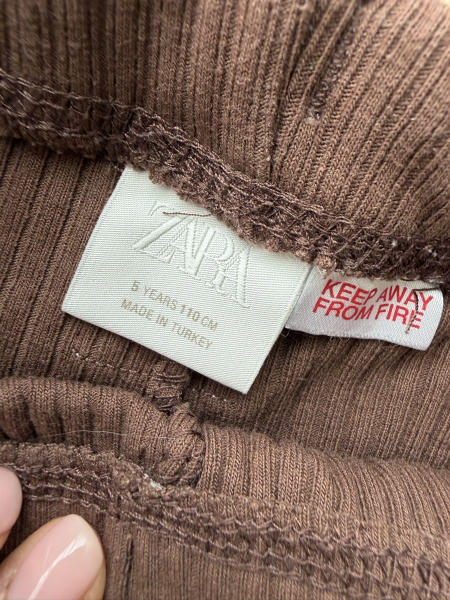 Zara Collant & Leggings: ZARA Leggins Gr.110 – Usato da Zug venduto da kow_6xr6 3