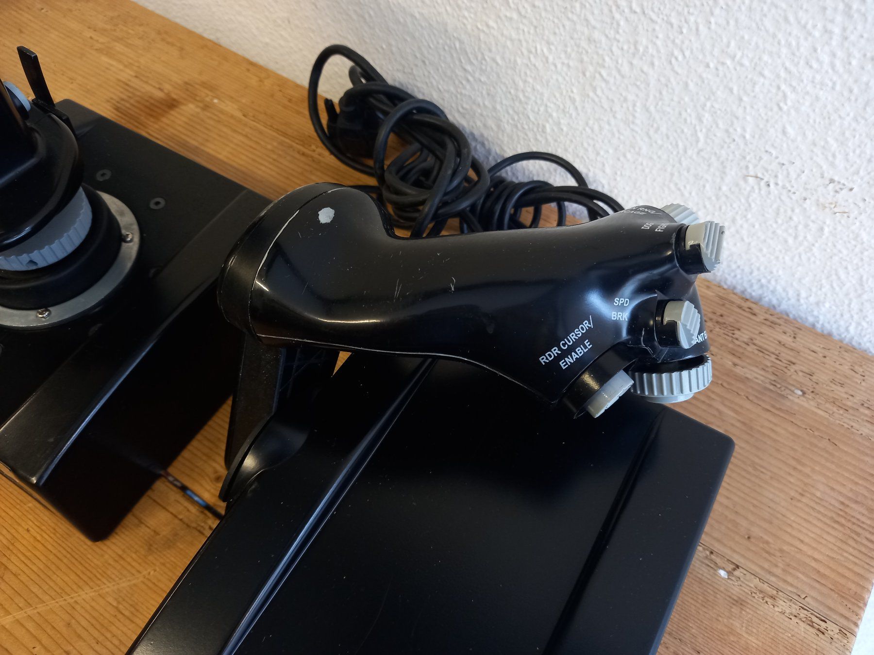 Thrustmaster Controller: Thrustmaster Hotas Cougar F-16 Joystick – Usato da Prez-vers-Siviriez venduto da Monija70 1
