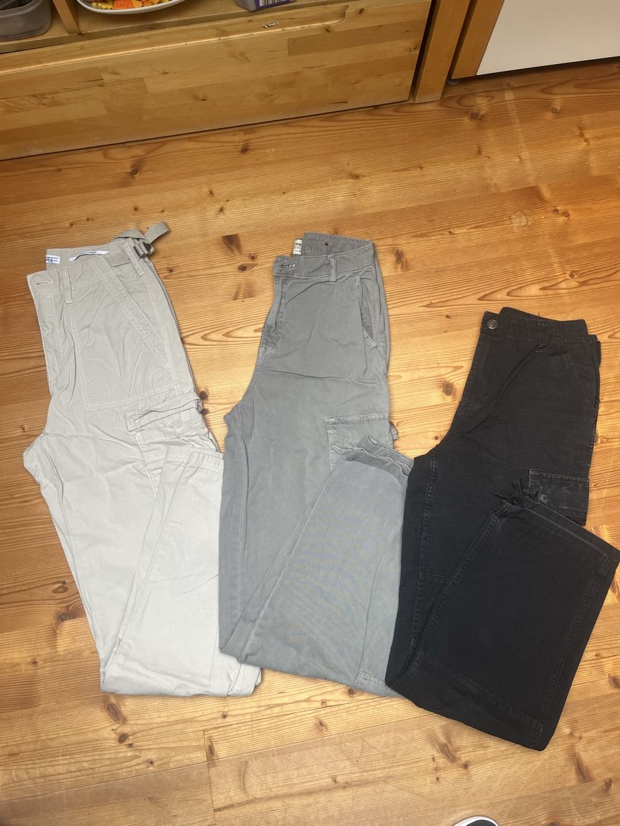 Lotti & Set di vestiti: Kleiderpaket 1 - Mädchen Gr XS – Usato da Altnau venduto da User72 1