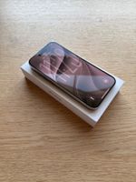Apple iPhone 15 Pro 256 GB White Titanium – OVP – neuwertig