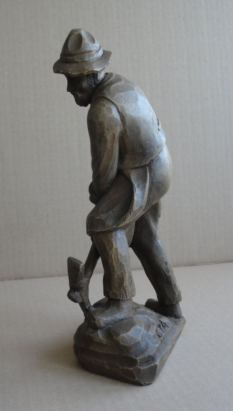 Figuren: Holzfigur - Arbeiter mit Pickel – Gebraucht aus zürich von parts5060 2