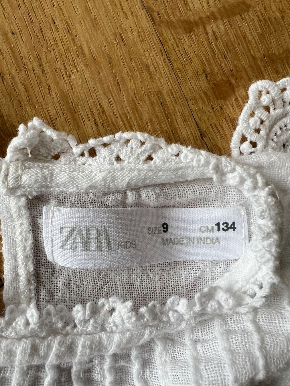 Zara Camicette, T-shirt & Top: Top Bluse Zara 134 – Usato da Beinwil am See venduto da brigittehug 2
