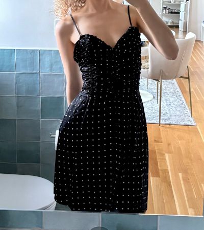 Maje Kleid schwarz mit Pünktchen T1
