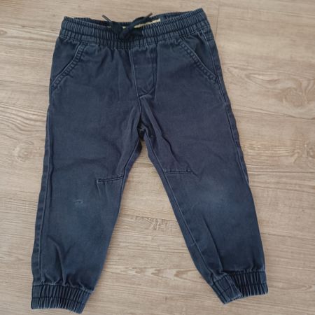 Hose Grösse 92