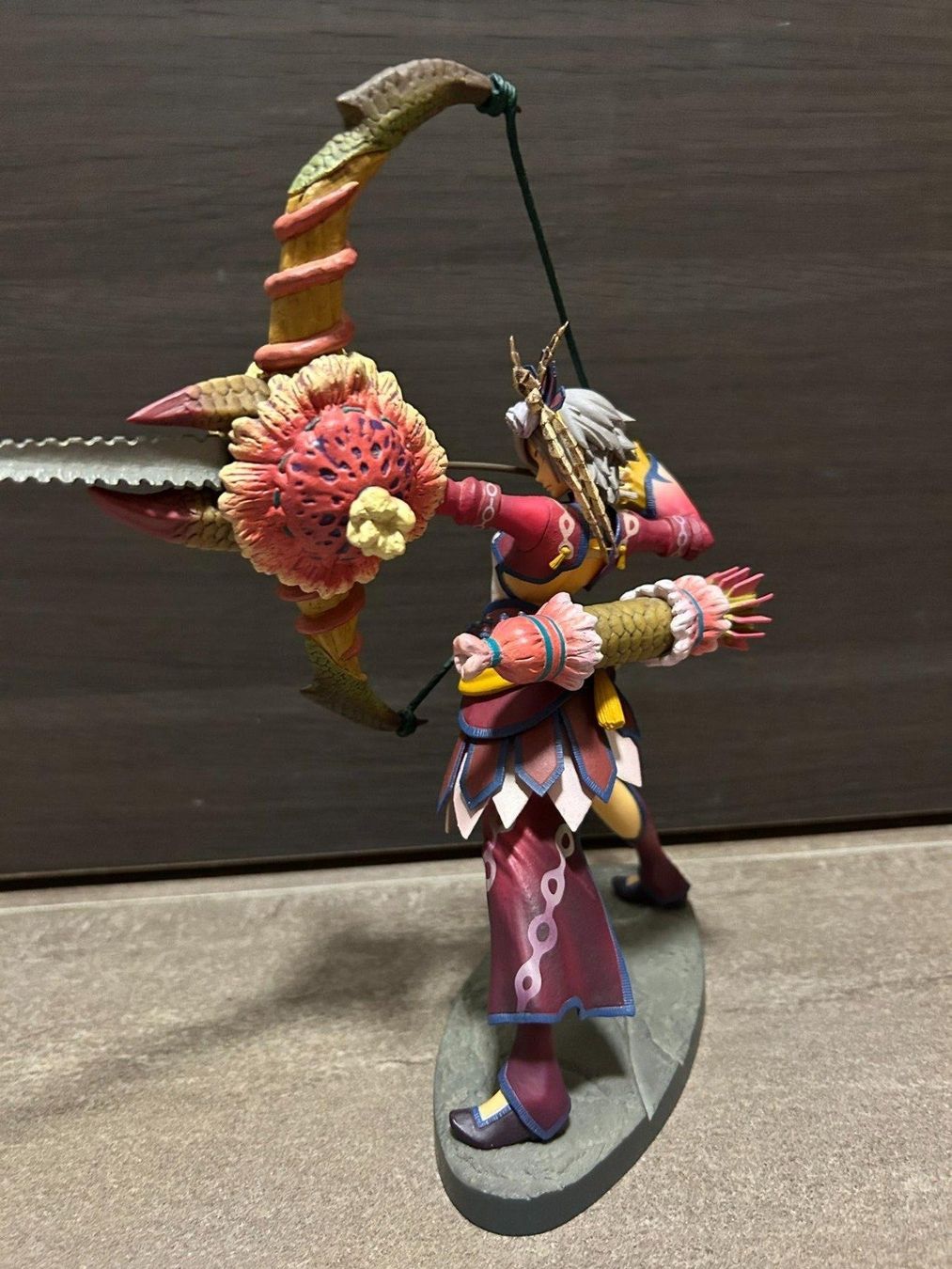 Capcom Statuette: Monster Hunter Amethyst Girl figure – Usato da Lausanne venduto da Retro-geek 2