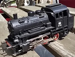 Märklin H0 Lokomotive (evt Tender), Gleise, und viel Zubehör