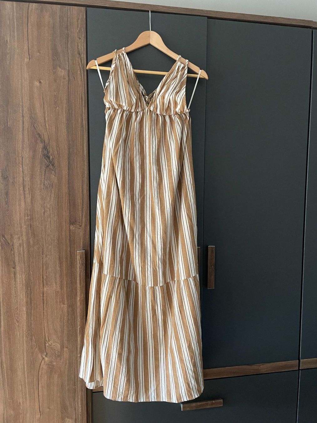 Shein Vestiti: Vestito beige e bianco Shein – Usato da Meilen venduto da val_tsv8 1