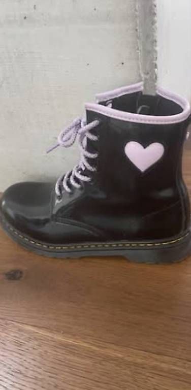 Damenschuhe: Dr Martens – Gebraucht aus Oftringen von Kretamall 2