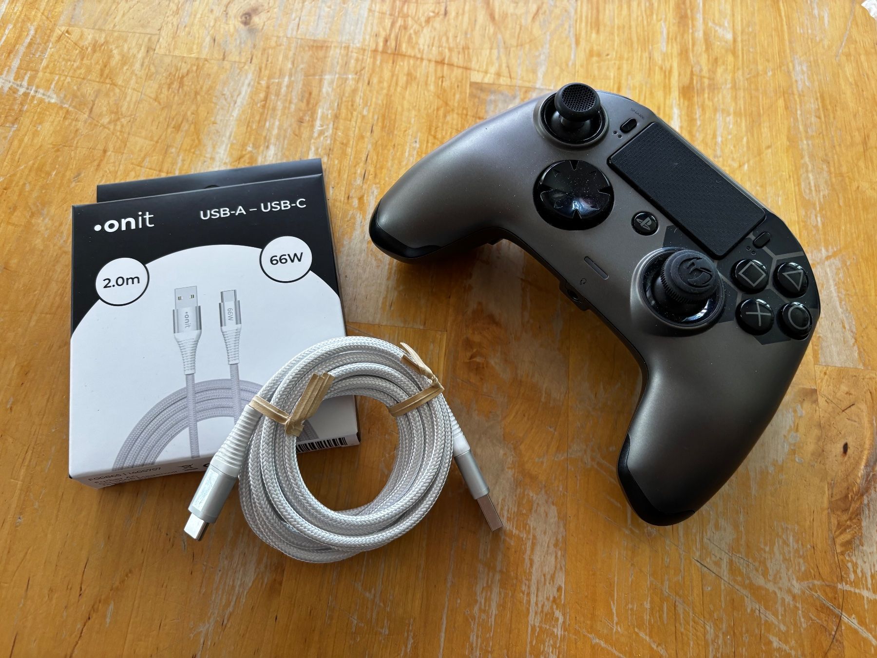 Namco Controller: Nacon SLEH 00525 Playstation 4 Controller – Usato da Frenkendorf venduto da gelbeZinnie 4