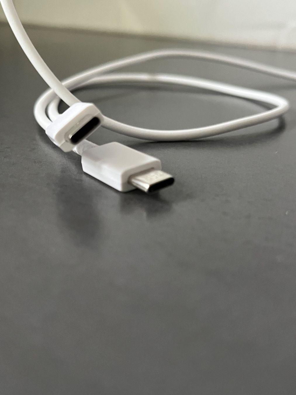 Cavi: Câble blanc de 100 cm USB-C vers USB-C – Nuovo (secondo la descrizione) da Chavornay venduto da HDesH
