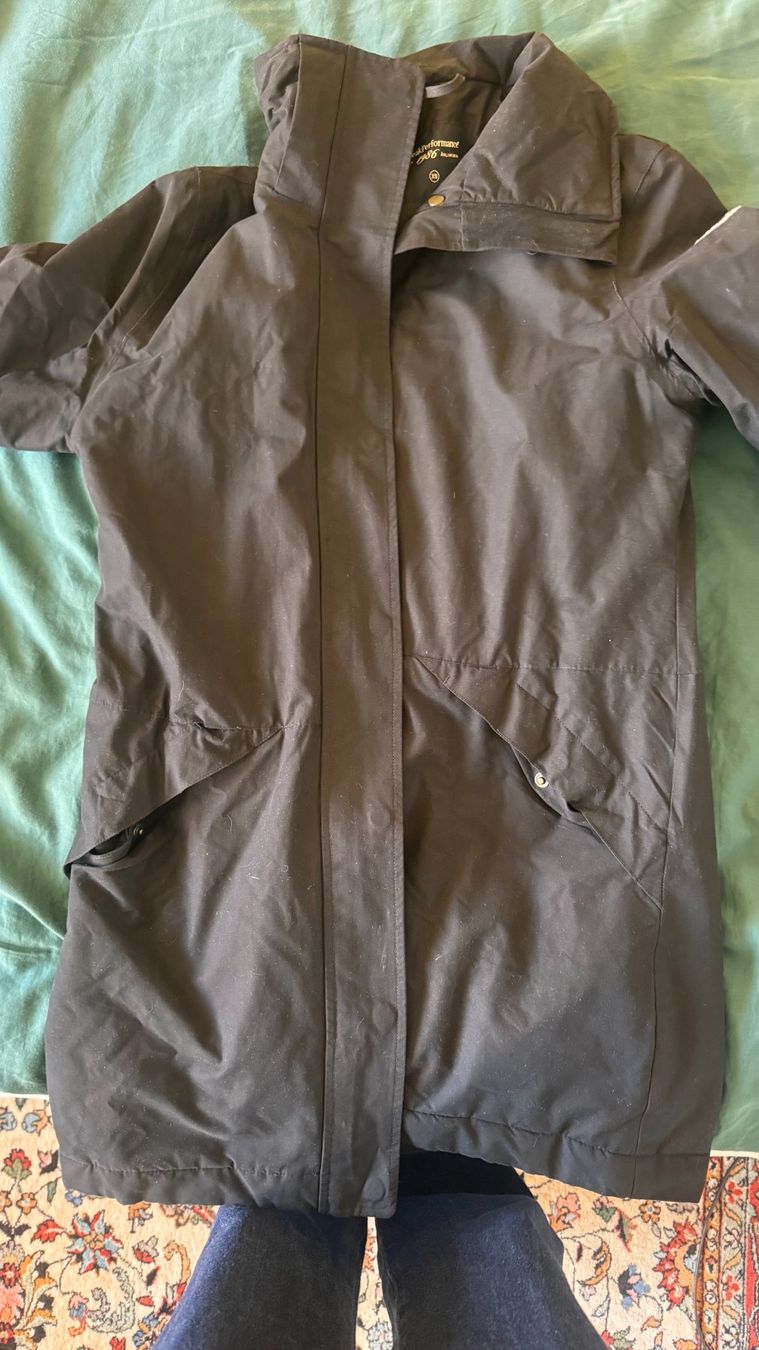Giacche: Peak Performance Winterjacke Grösse XS – Usato da Rümlingen venduto da noemiebuergin 4