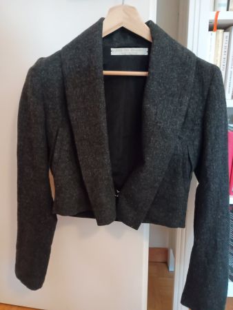 Dunkelgrauer Blazer von Zürcher Designerin Nina van Rooijen