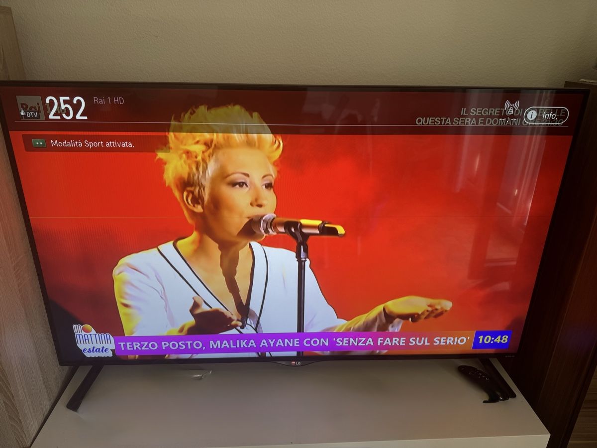 LG Televisori: LG 55” Defekt – Difettoso da Schmerikon venduto da Pakio 1