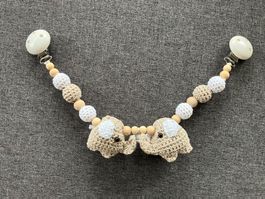 Kinderwagenkette Elefanten sand
