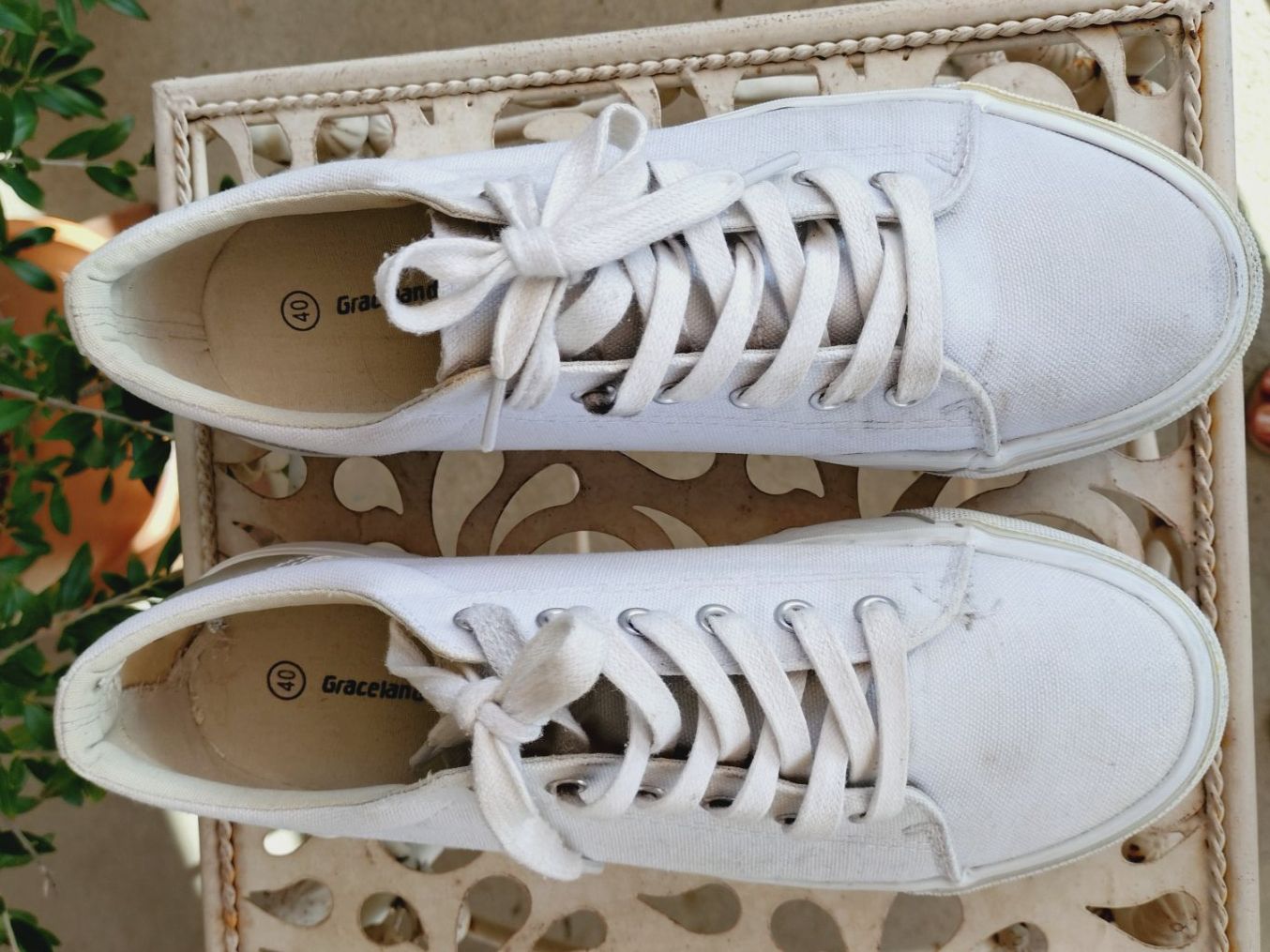 Graceland Damenschuhe: Graceland Sneakers 40, Weiss/Silber – Gebraucht aus Uster von Junipa 2