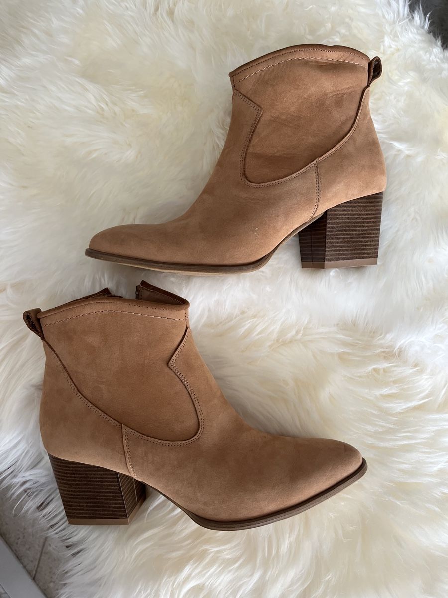 Scarpe da donna: Bottines camel à talons – Usato da Ballens venduto da Annushka26