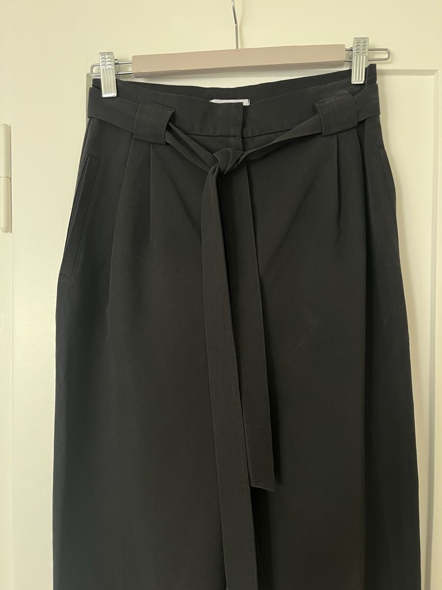 Hosen: Elegante Stoffhose – Gebraucht aus Zürich von ale_t