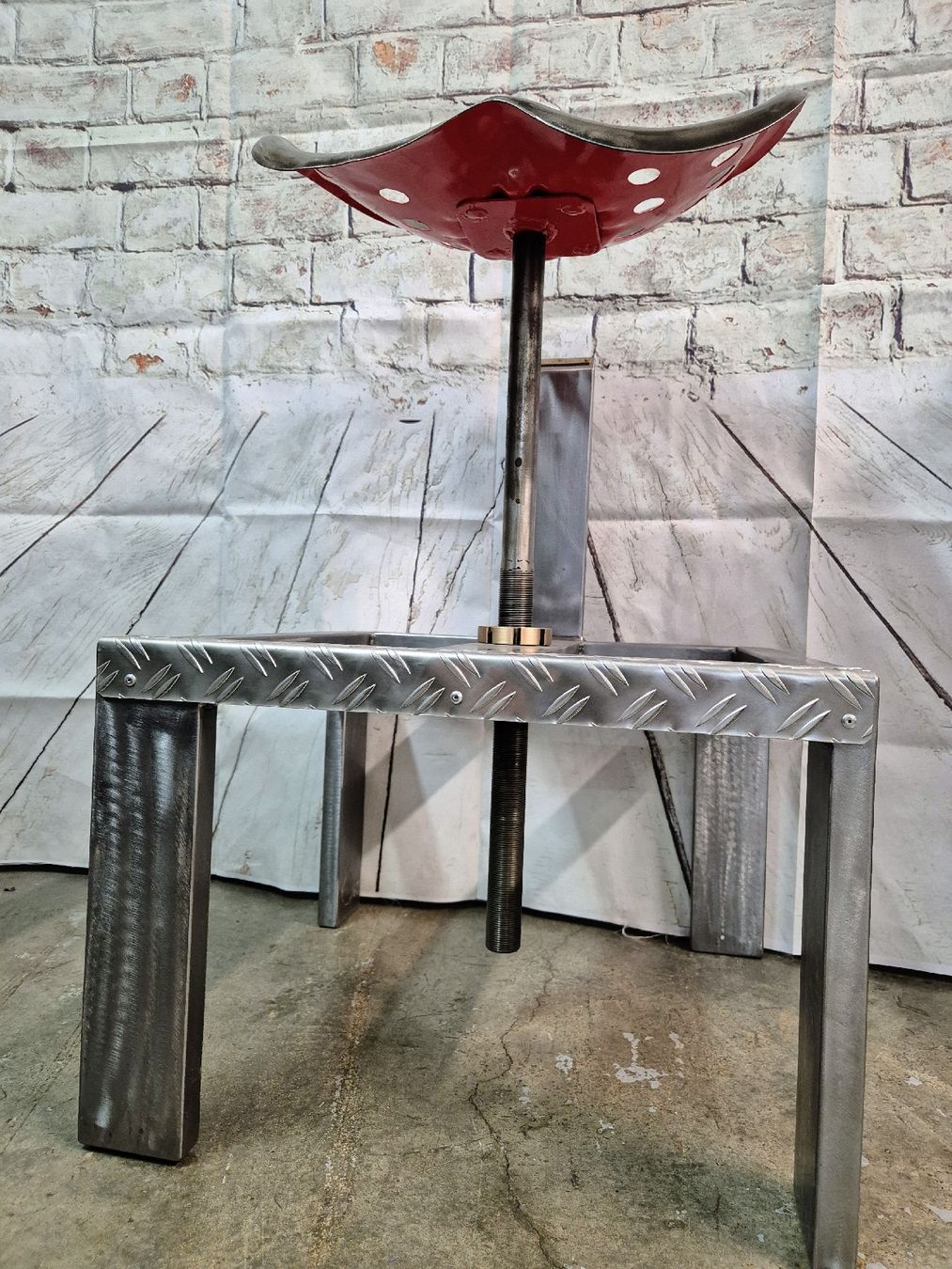Sgabelli: Tabouret de bar V7ARTDESIGN – Usato da Le Locle venduto da CHEGUA 4