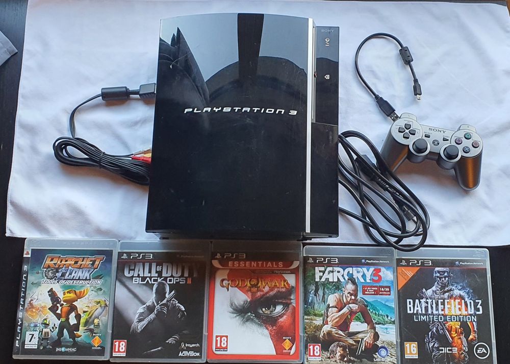 Console Sony PlayStation 3 Noire - 120 Go, Avec 16 Jeux Et 1 Manette, D'occasion