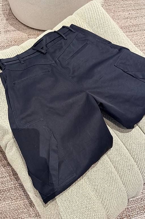 Bottega Veneta Pantaloni: BOTTEGA VENETA HOSE – Usato da Schwyz venduto da bofb 5