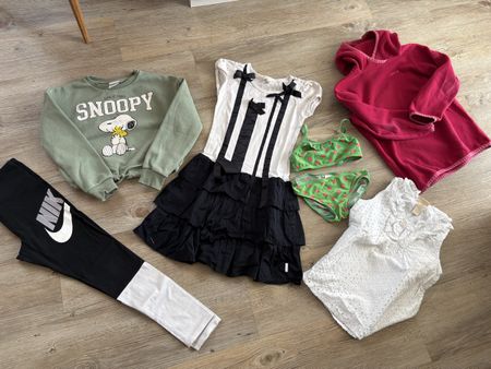Lot vêtements 6-7 ans - Set Kleider 6-8 J